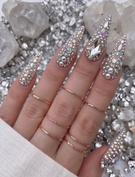 Lavara rhinestone press-on nails wholesale